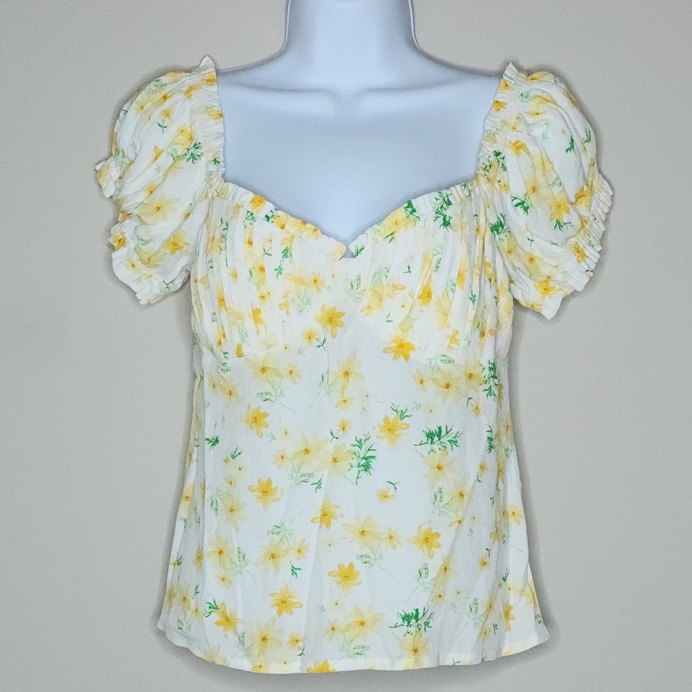 Floral Cream Yellow Fairy Top With Milkmaid Neckline Size Small Sophie Rue